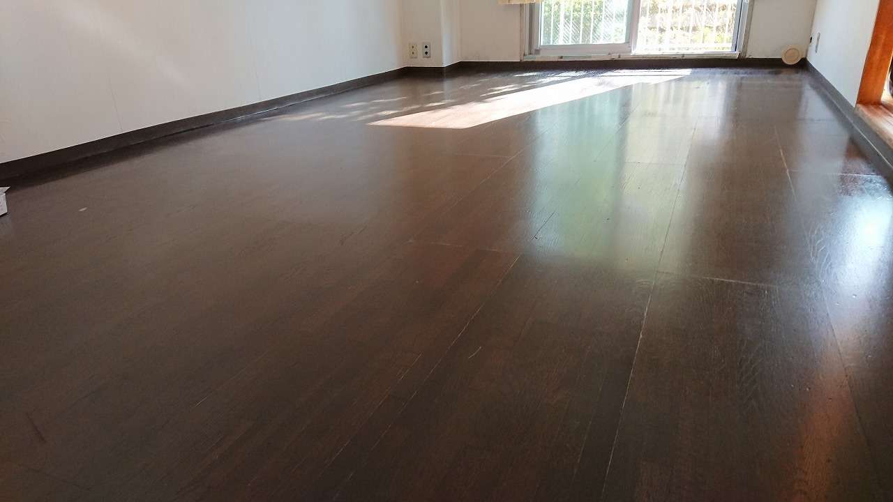 フローリングで模様替え　ナオスフローリング